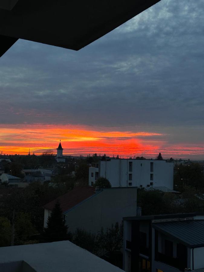 Sunset View Bucharest Leilighet Eksteriør bilde